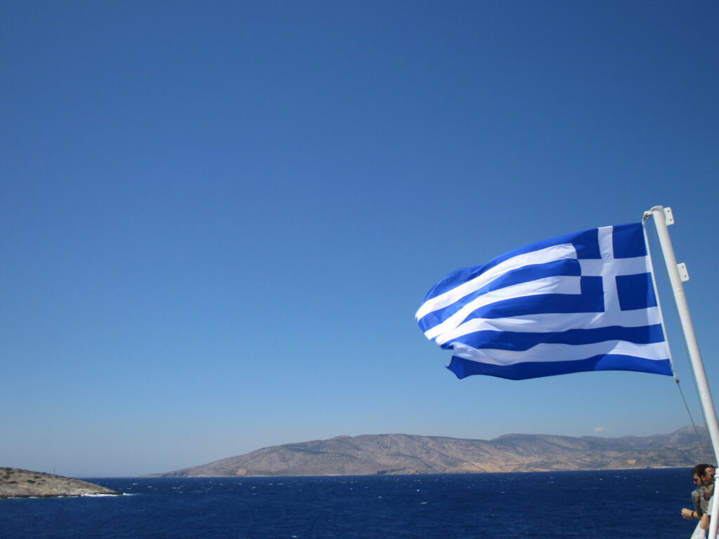 Blog Voyage sur mesure 6 drapeau de la grece scaled