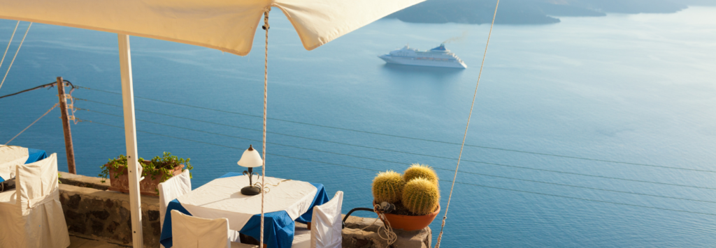 Blog Voyage sur mesure 22 Manger pas cher à Santorin